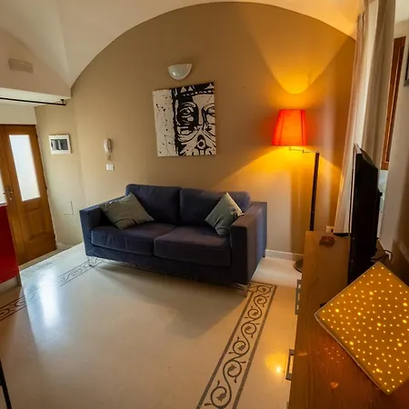 Apartment Dimora Del Padre Provile 1244 - Centro Storico L'Aquila